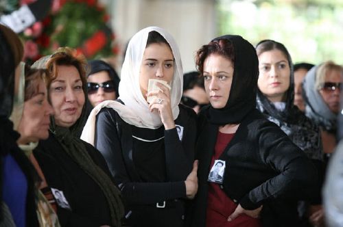 سریال برگ ریزان
